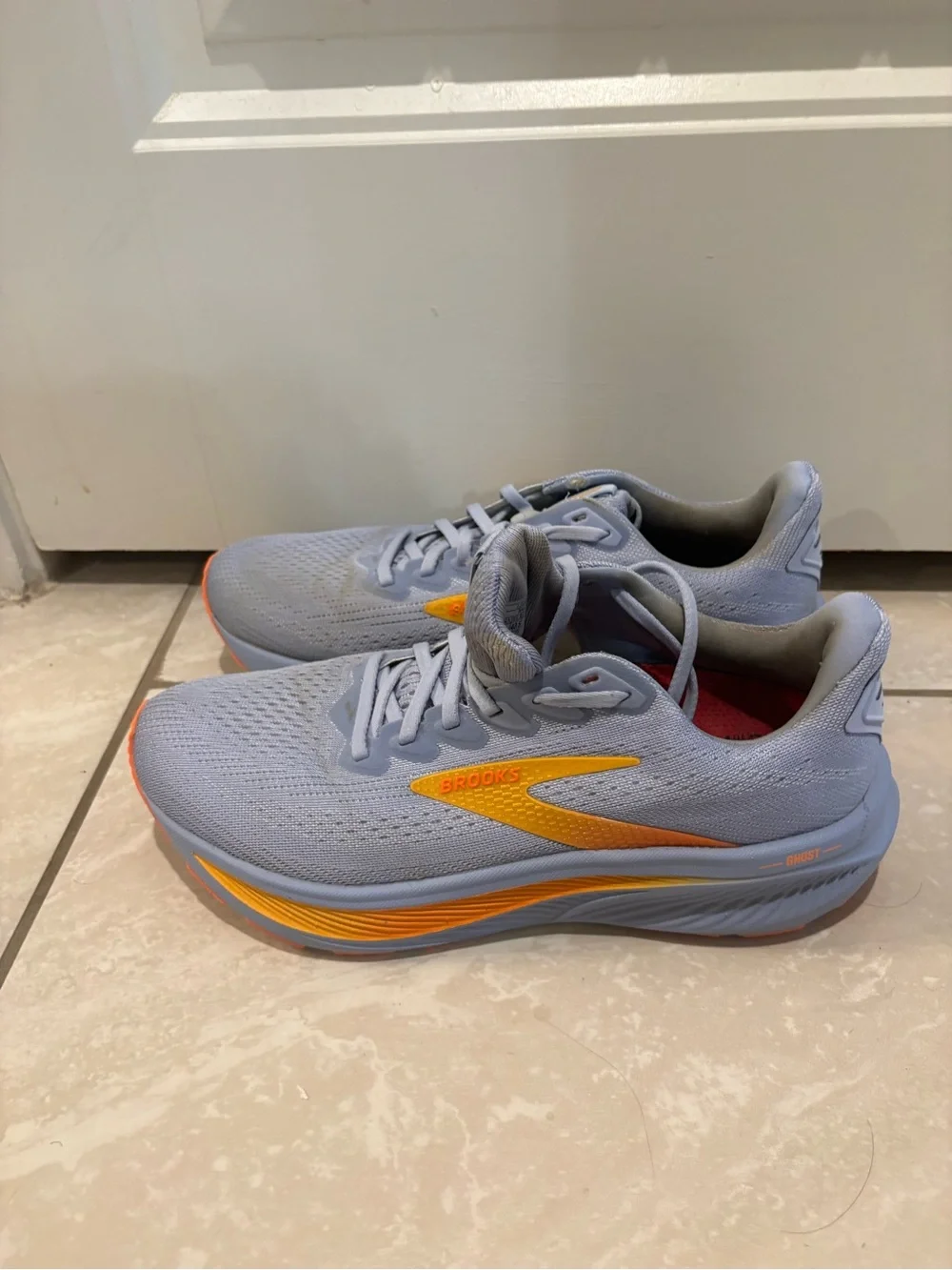 Nike Light Gray and Orange Men's Running Sneakers